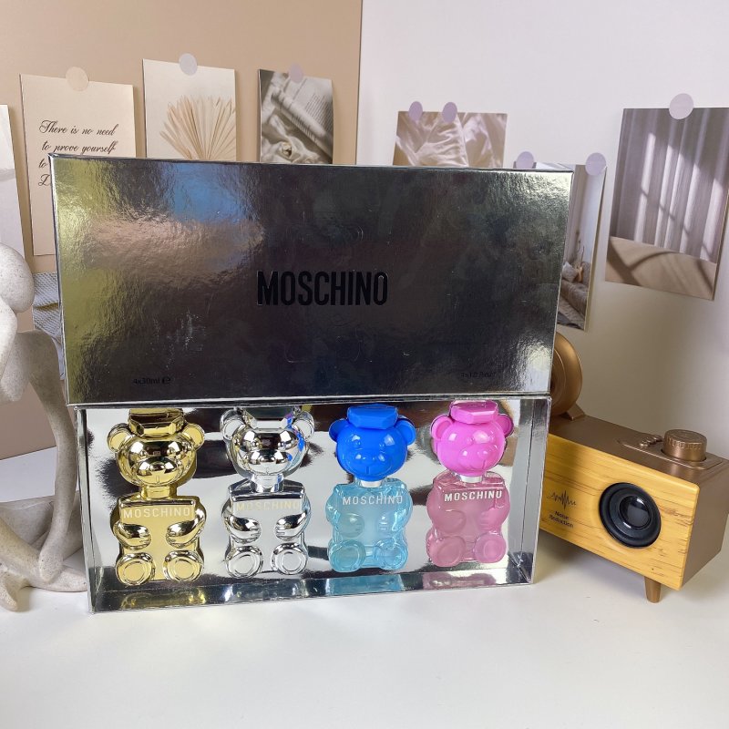 Moschino Teddy Bear Fragrance 4-Piece Gift Set 30ml