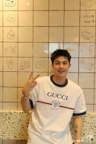 Gucci Logo Stripe Short Sleeve Crop T-Shirt White view 7