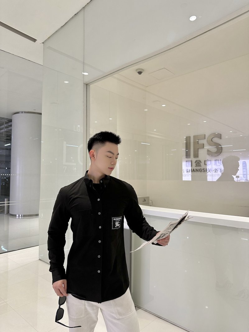 Black Long-Sleeve Button-Up Shirt