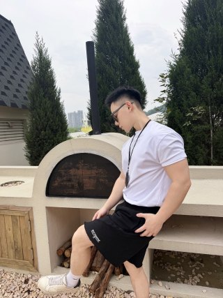 Black Essential Shorts with Side Pocket Detail