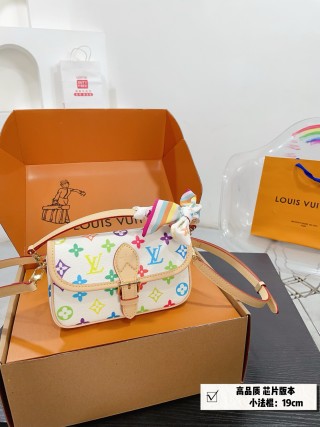 Louis Vuitton Multicolor Monogram Shoulder Bag 19cm view 1