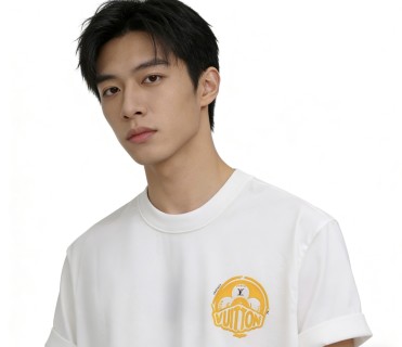 Louis Vuitton White Crew Neck T-Shirt with Golden Emblem view 1