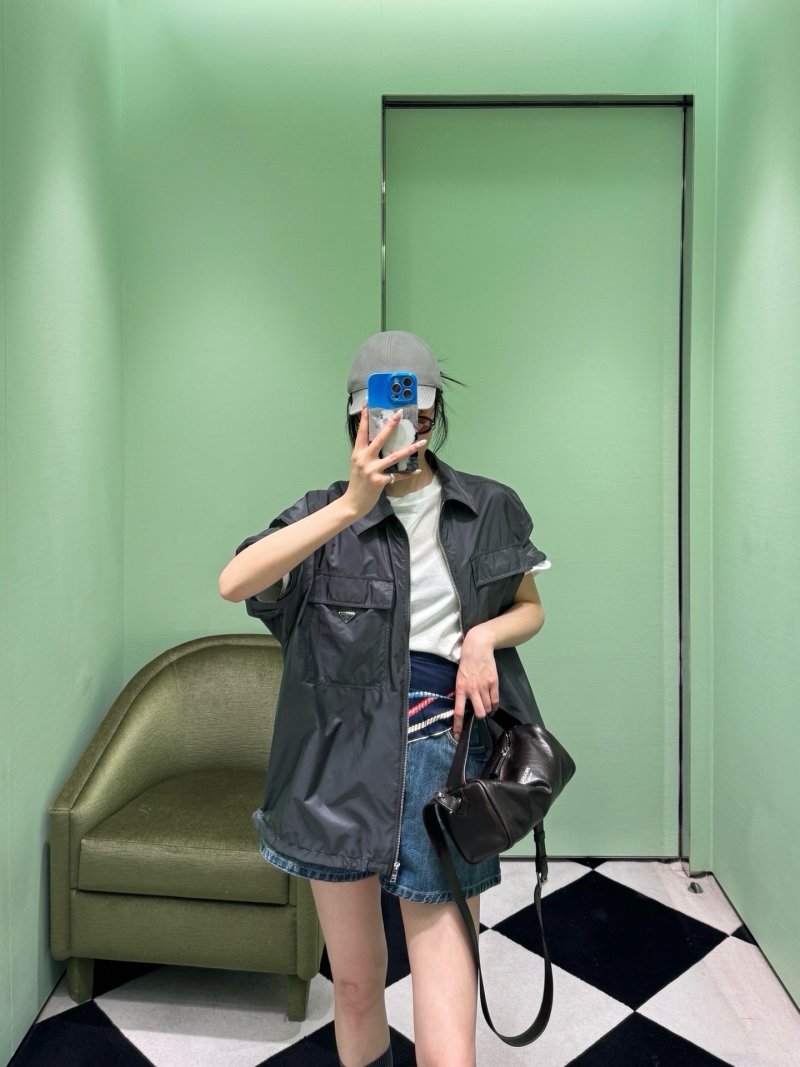 Prada Grey Short-Sleeve Utility Jacket view