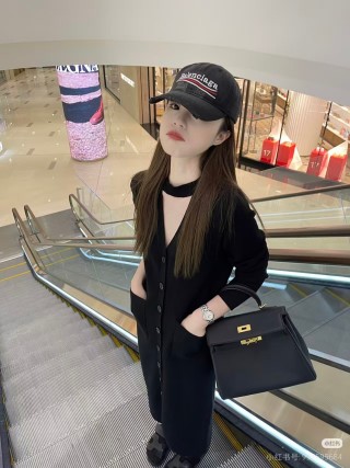 Balenciaga Distressed Wave Embroidery Baseball Cap Navy view 7