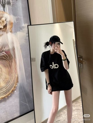 Alo Black Logo T-Shirt view 4