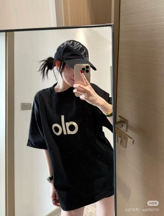 Alo Black Logo T-Shirt view 5