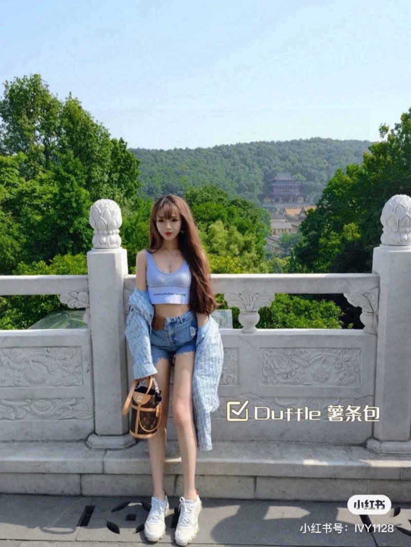 Louis Vuitton Loop Shoulder Bag Monogram Brown view