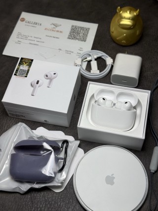Apple AirPods Pro 3 White Wireless Earbuds view 13