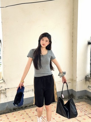 Burberry Black Equestrian Knight Shorts view 2