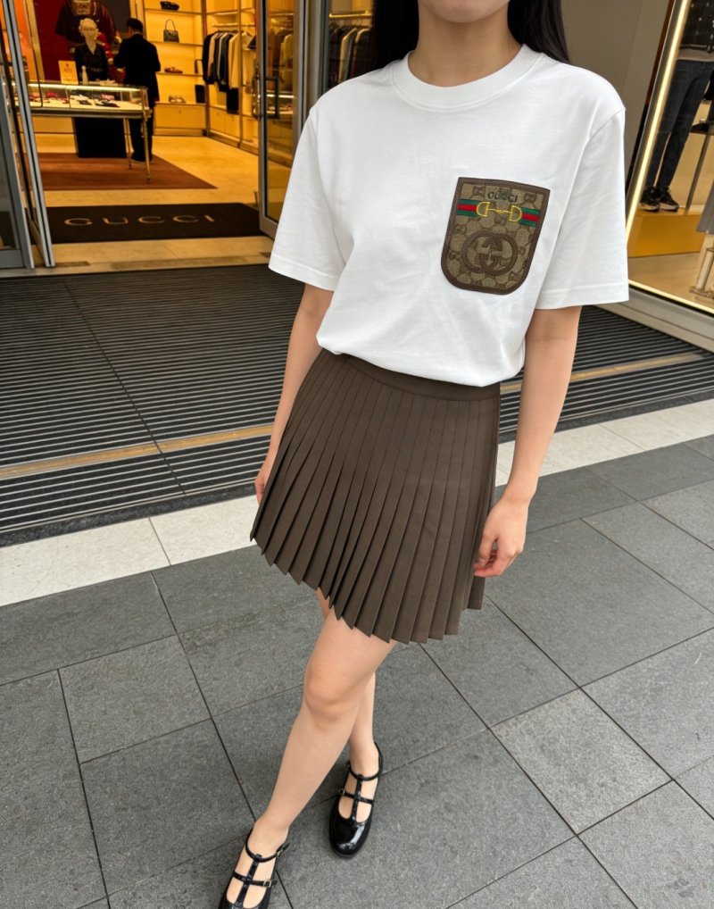 Gucci White Pocket T-Shirt with Monogram Patch view