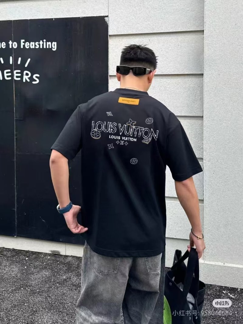 Louis Vuitton Star Monogram Black T-Shirt view