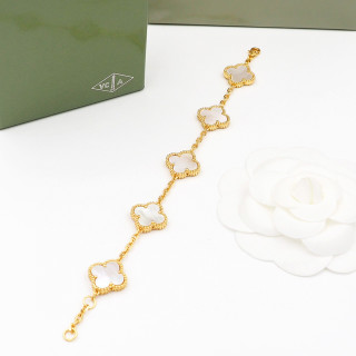 Van Cleef & Arpels Vintage Alhambra Gold Mother-of-Pearl Bracelet view 9