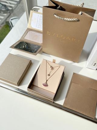 Bulgari Divas' Dream Pink Sapphire Double-Layer Pendant Necklace