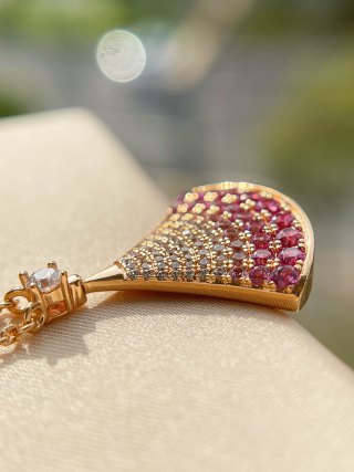 Bulgari Divas' Dream Pink Sapphire Double-Layer Pendant Necklace view 4