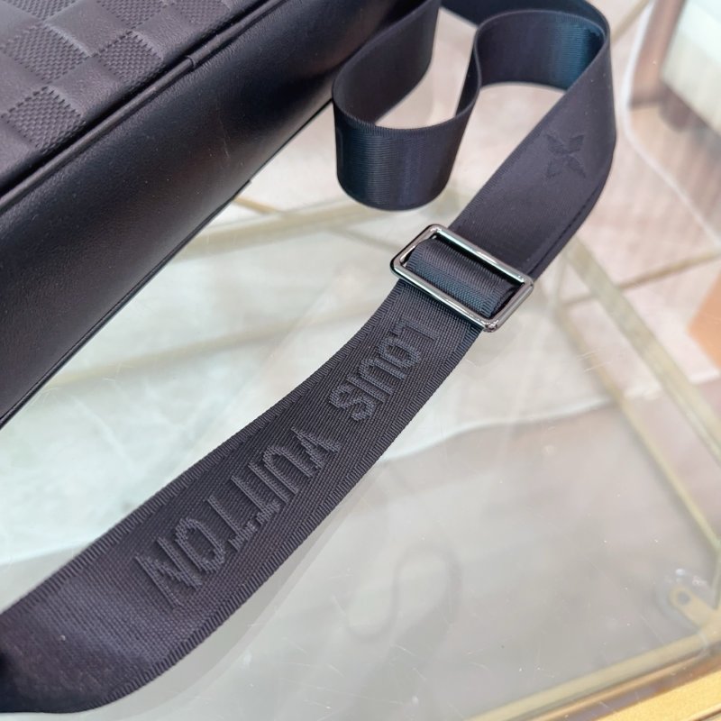 Louis Vuitton Damier Infini Briefcase Black view