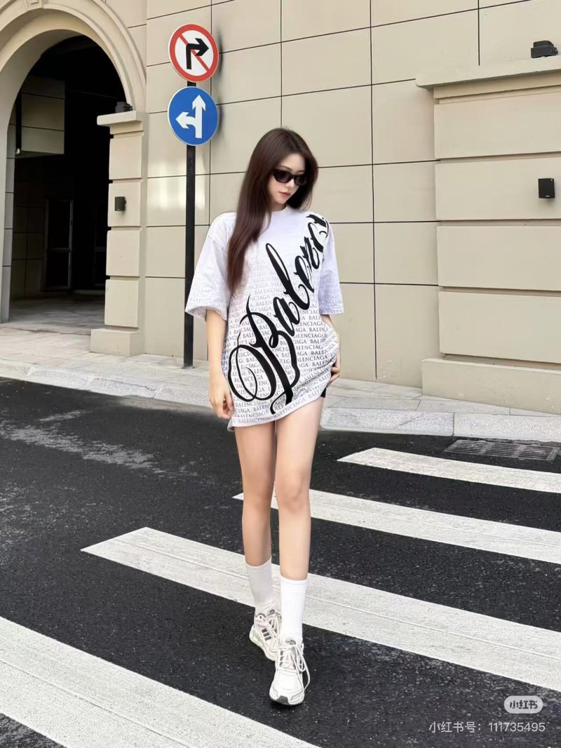 Balenciaga Allover Logo Print White T-Shirt view