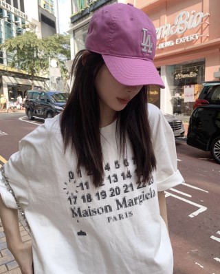 Maison Margiela Calendar Print White T-Shirt view 3