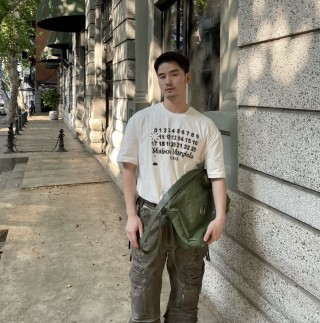 Maison Margiela Calendar Print White T-Shirt view 7