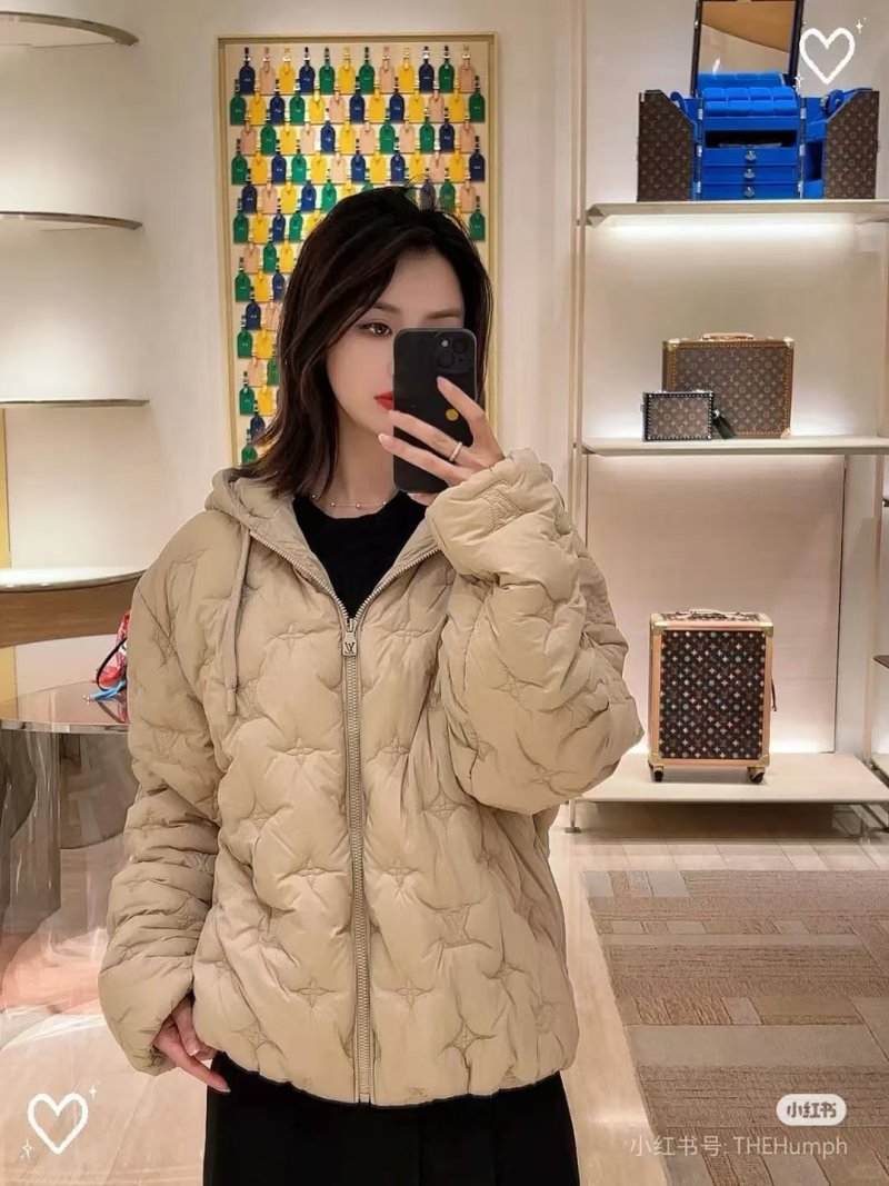 Louis Vuitton Quilted Puffer Jacket Beige view