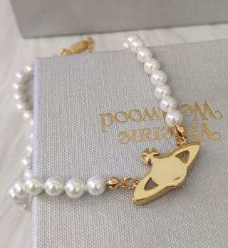 Vivienne Westwood Saturn Pearl Necklace Gold view 2