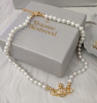 Vivienne Westwood Saturn Pearl Necklace Gold view 3