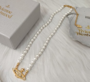 Vivienne Westwood Saturn Pearl Necklace Gold view 4