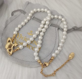 Vivienne Westwood Saturn Pearl Necklace Gold view 8