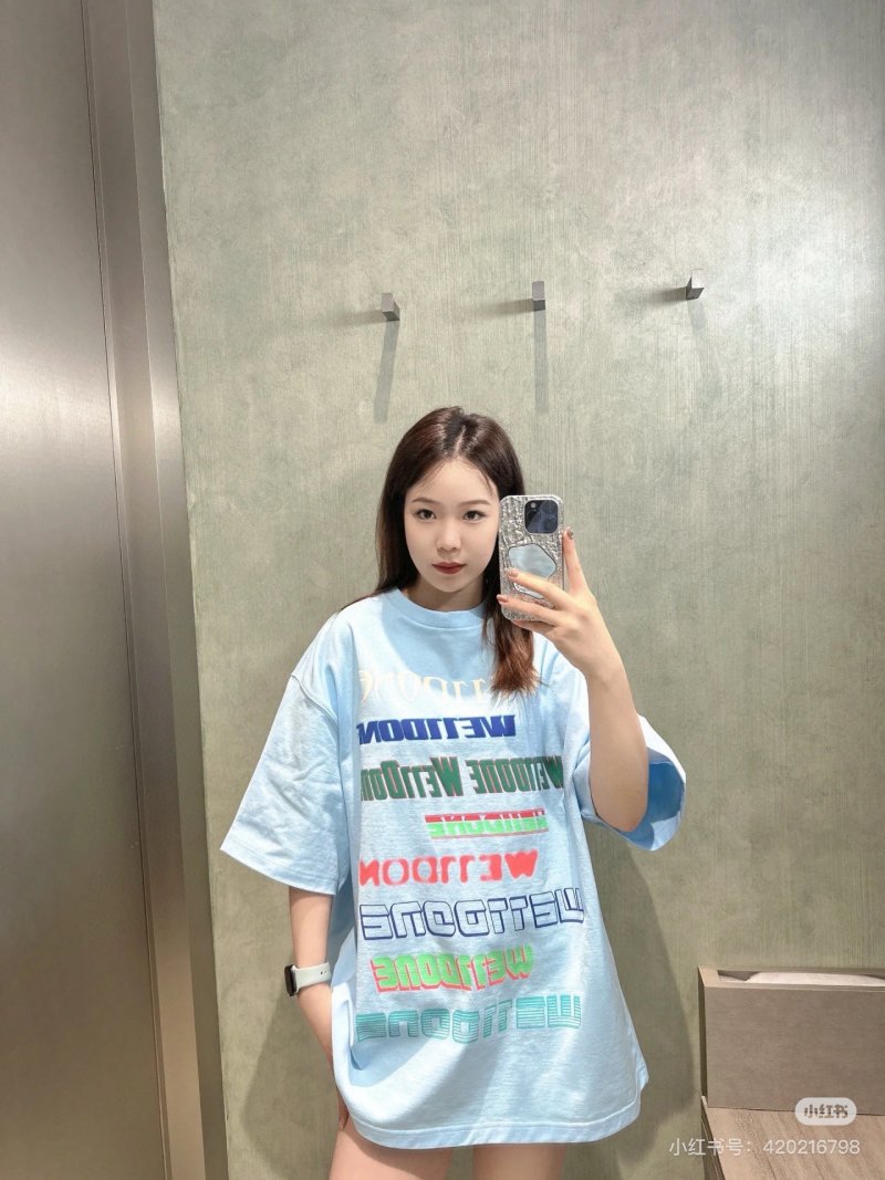 WE11DONE Oversized Graphic T-Shirt Light Blue view