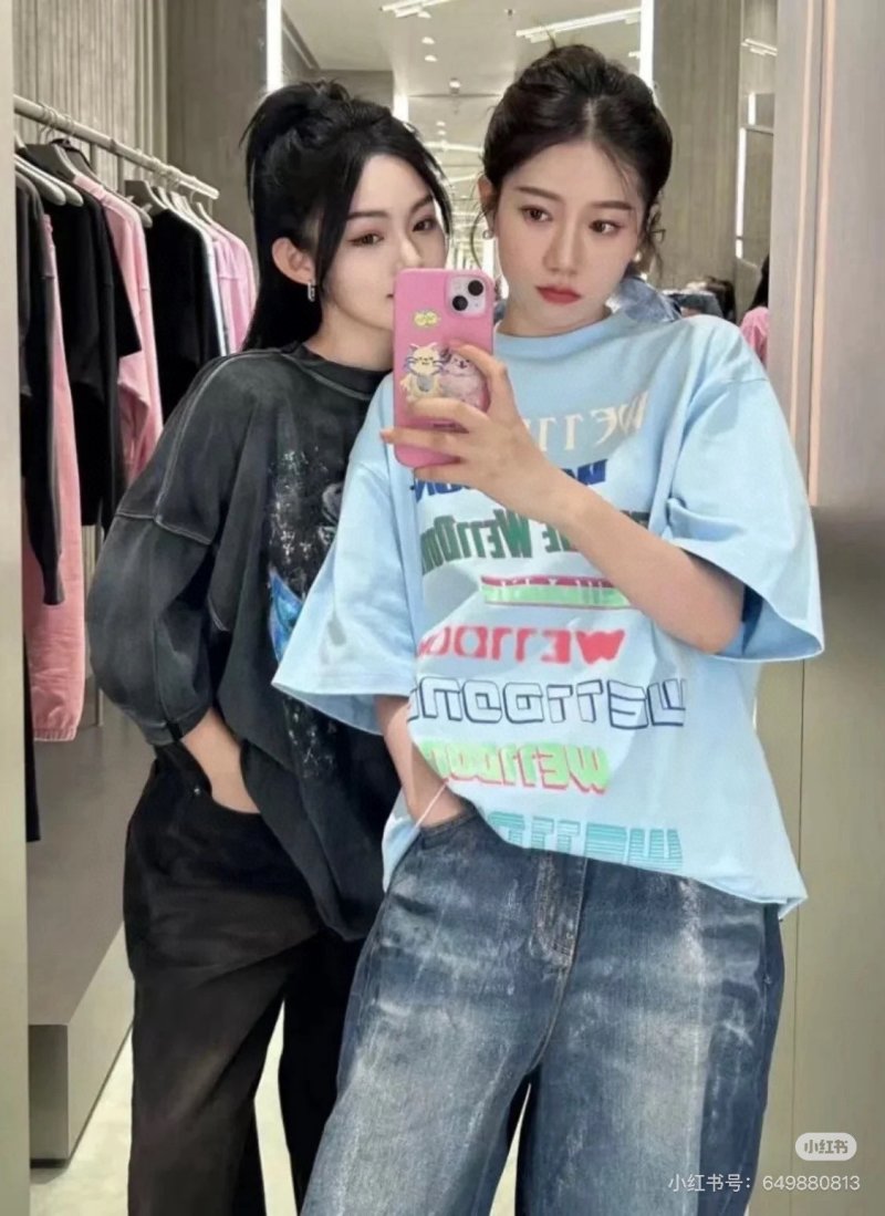 WE11DONE Oversized Graphic T-Shirt Light Blue view
