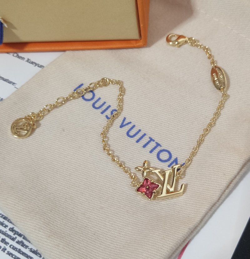 Louis Vuitton LV Monogram Flower Gold Chain Bracelet
