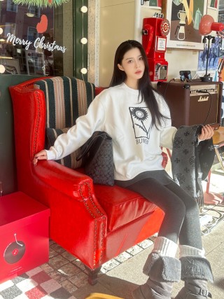 Burberry Sunflower Logo White Hoodie view 4