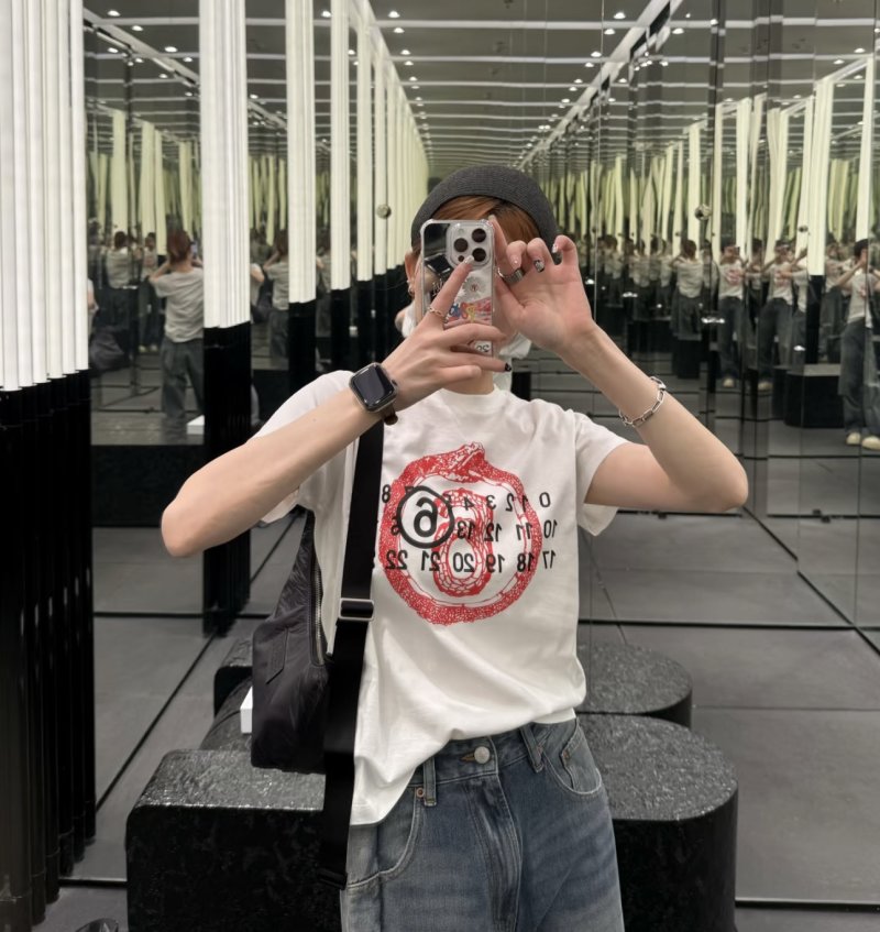 White Red Graphic Logo Short Sleeve T-Shirt view