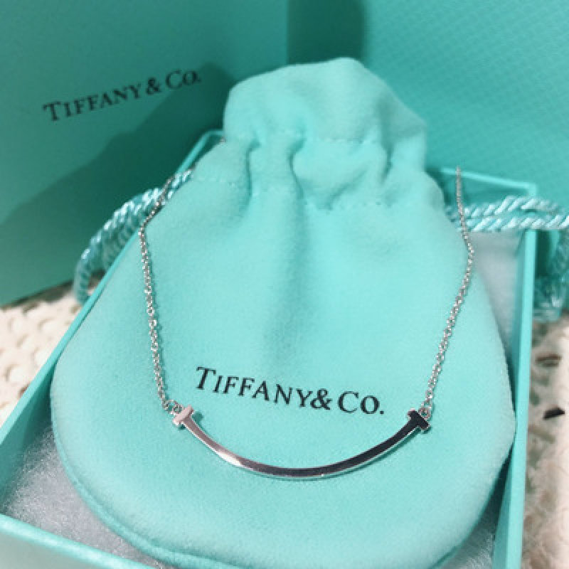 Tiffany & Co. Smile Face Pendant Necklace - Rose Gold/Silver view