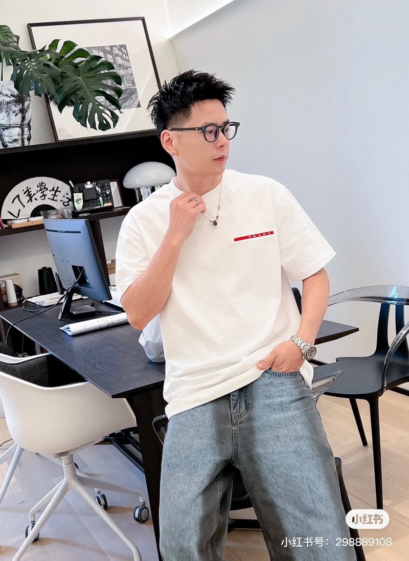 Classic White Short Sleeve T-Shirt with Red Bar Detail view