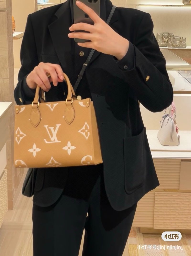 Louis Vuitton Monogram Canvas Tote Bag Caramel