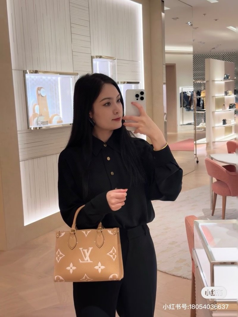 Louis Vuitton Monogram Canvas Tote Bag Caramel view