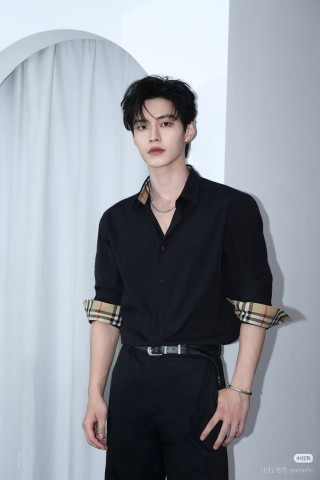 Burberry Black Long-Sleeve Dress Shirt view 3