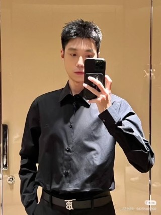 Burberry Black Long-Sleeve Dress Shirt view 6