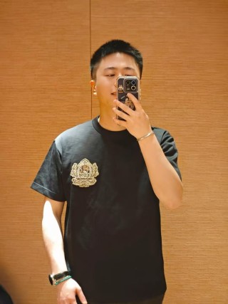 Black Crest Emblem Short Sleeve T-Shirt view 2