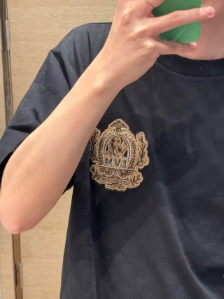 Black Crest Emblem Short Sleeve T-Shirt view 5