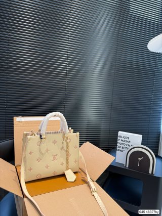 Louis Vuitton Onthego Monogram Tote Cream