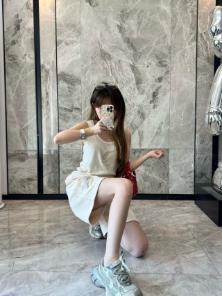 Cream Ribbed Tank & Wide-Leg Shorts Set view 3
