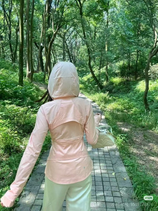 Lululemon Pink & White Colorblock Windbreaker Jacket view 2