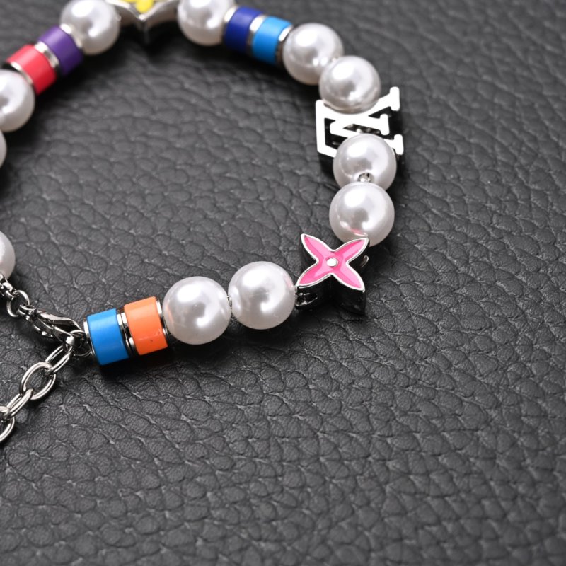 Louis Vuitton MNG Pearls Party Multi-Color Beaded Bracelet view