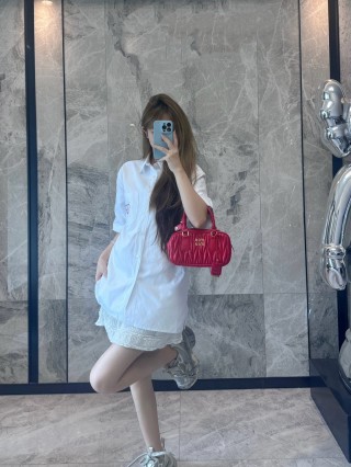 White Button-Up Shirt with Heart Embroidery view 5