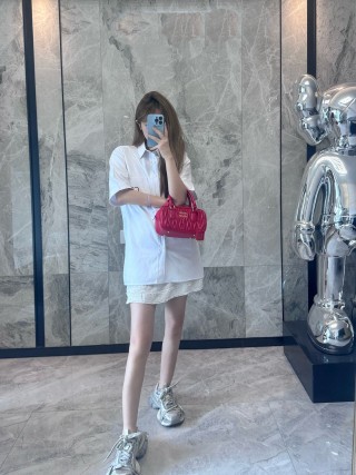 White Button-Up Shirt with Heart Embroidery view 7