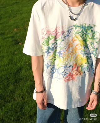 Cream Oversized Graphic Print T-Shirt with Colorful Art Design view 4
