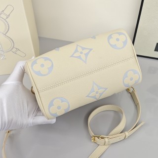 Louis Vuitton Speedy 20 Degrade Pillow Bag Dream Water Blue view 8