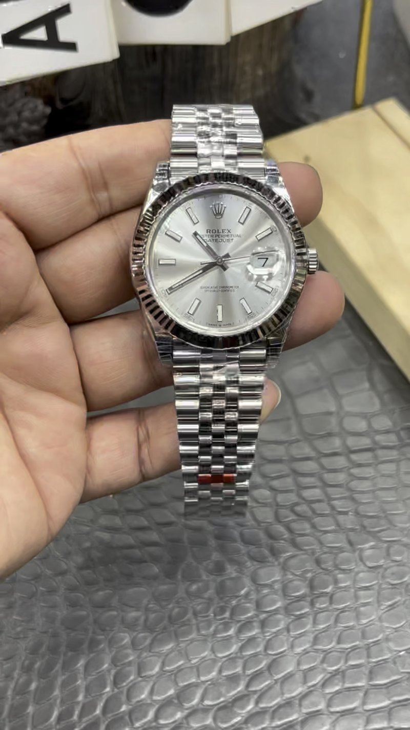 Rolex Datejust 41mm Silver Dial Automatic Watch