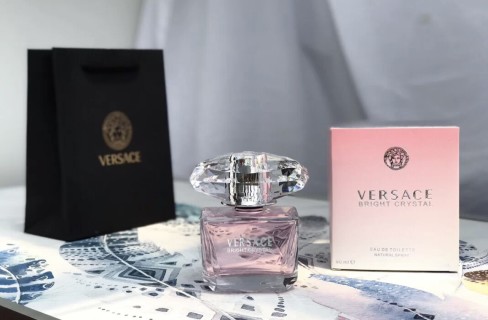 Versace Bright Crystal Women's Eau de Parfum 90ml view 3